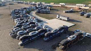 Ekmek parası için çıktıkları yolda Çin mafyasıyla karşı karşıya kaldılar! Üç kardeşten 180 bin dolar istiyorlar