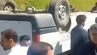 Hakkari'de öğrenci servisi takla attı! Yaralılar var