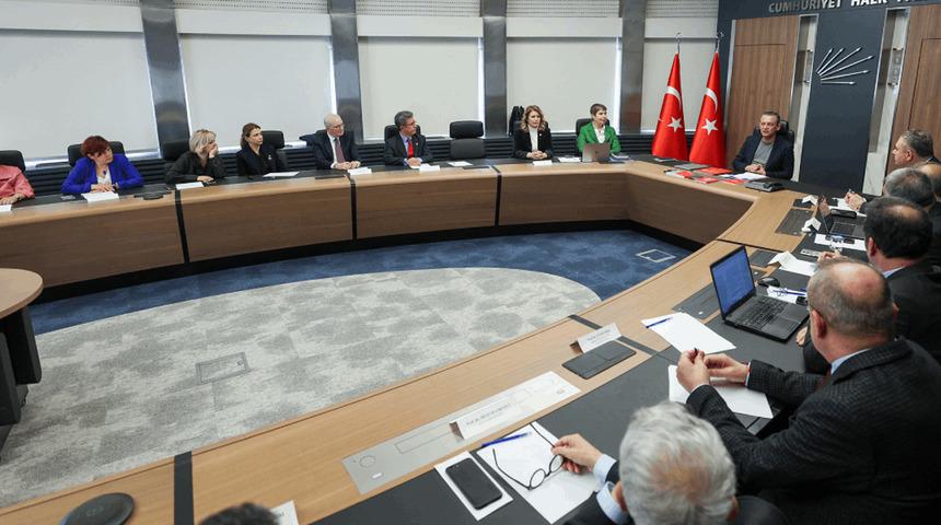 CHP, TBMM'nin ikinci devresi için grup yönetimindeki isimleri belirledi