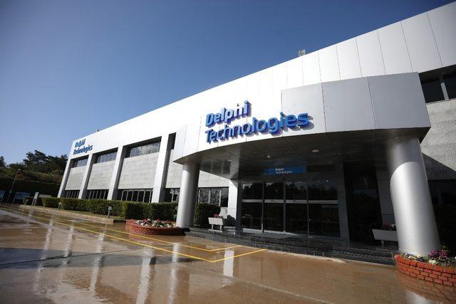 Delphi Technologies’in Başkanı Butterworth, İzmir fabrikalarını ziyaret etti 1