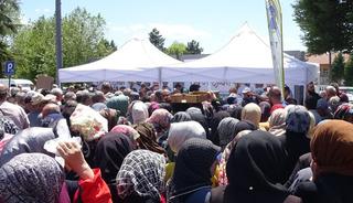 Kuyruğa girdiler, izdiham çıktı! 