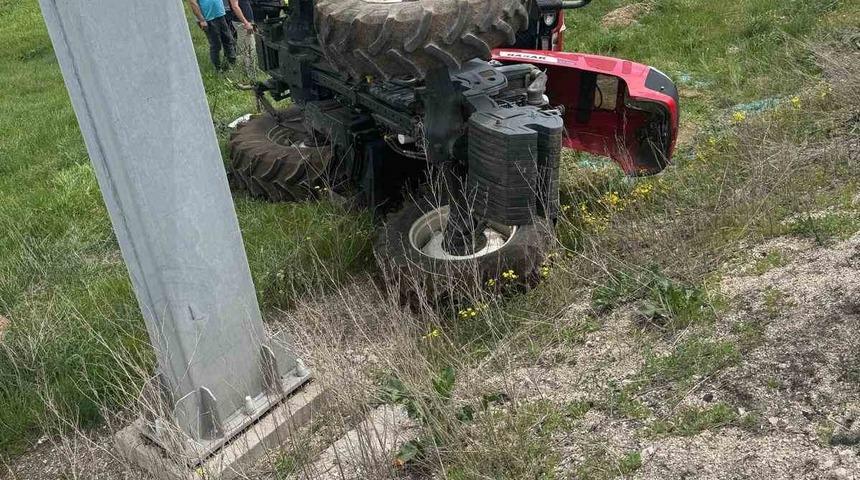 Bolu’da traktör takla attı: 1 yaralı