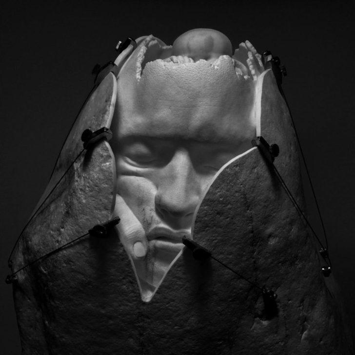 Endişelenmeyin bu tüyler ürpertici insanlar sadece heykeller G5