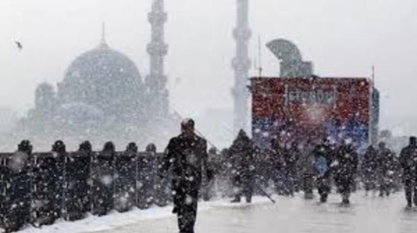 İstanbul'da okullar tatil mi? İstanbul valisinden son dakika 'kar tatili' açıklaması