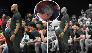 Ali Koç o soruya armayı öperek cevap verdi