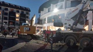 Yer: Antalya! 5 yıldızlı otel inşaatında teras çöktü