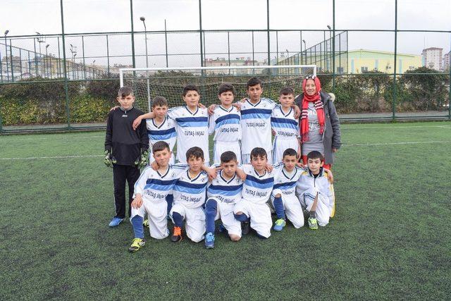 Çanakkale Şehitlerini Anma Futbol Turnuvasında Santra Yapıldı