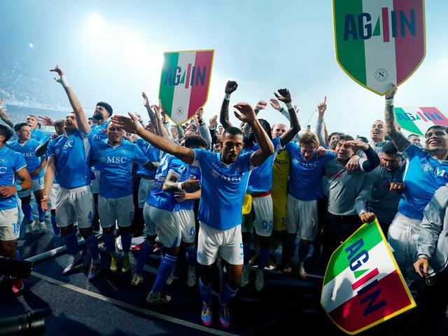 İtalya Serie A'da son haftada şampiyon oldular
