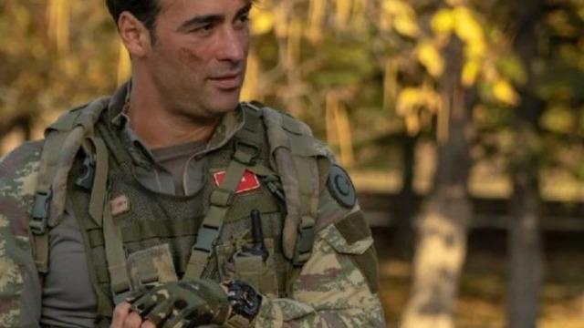 Tası tarağı toplayıp İstanbul'u terk etti! Sarp Levendoğlu köye yerleşti! Doğa ile iç içe bir yaşam... 