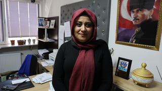 Kırşehir’in en büyük mahallesinde fark yaratan kadın muhtar: Mahalleye kadın eli değdi 