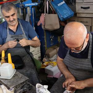 Bir meslek daha sessizce tükeniyor! Ayakkabı tamirciliği mesleği bitiyor: "Mesleğimiz can çekişiyor"