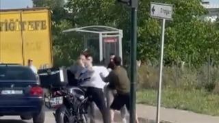 Anayol boks ringine döndü... Trafik durdu yumruklar havada uçuştu