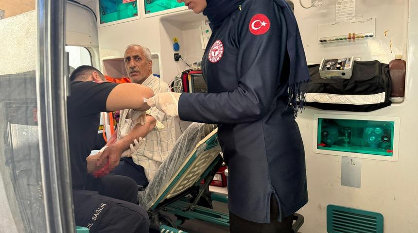 Diyarbakır'da bir esnaf 2 yıldır kimliği belirsiz kişilerin silahlı saldırısına uğruyor