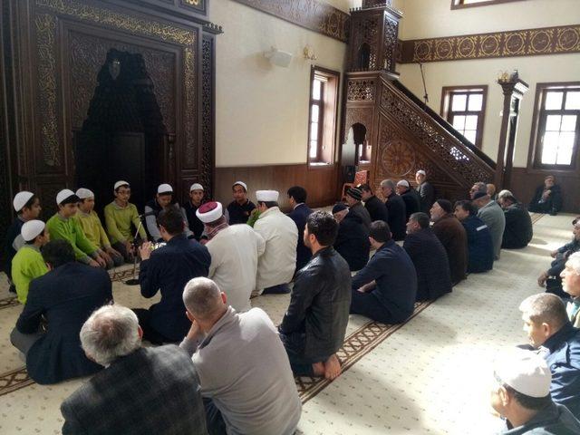 Hatay’da imam hatiplilerden Mehmetçiğe dua