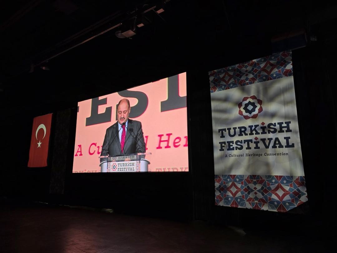 2. Chicago Türk Festivali nde Şanlıurfa rüzgarı! Belediye Başkanı Gülpınar: "Şanlıurfa bir medeniyet arşividir" 4