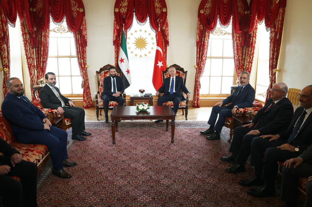AA-20250524-38065691-38065689-PREZYDENT_ERDOGANU_SYRYJSKIEJ_PREZYDENTKI_SARA_Z_WIDOKIEM
