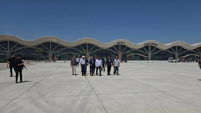 Vali duyurdu! O havalimanı 1 ay boyunca kapalı olacak...