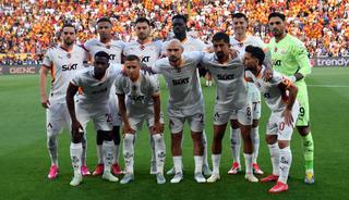 Şampiyon Galatasaray, Göztepe'yi deplasmanda 2-0 mağlup etti!