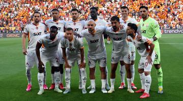 Şampiyon Galatasaray, Göztepe'yi deplasmanda 2-0 mağlup etti!