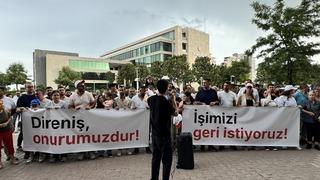 Konyaaltı Belediyesi'nde işten çıkarılan çalışanlar eylem yaptı