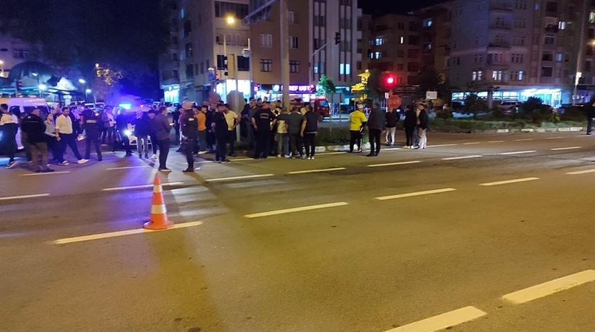 Bisikletle yolun karşısına geçmek isteyen Eymen, kamyonetin çarpmasıyla öldü