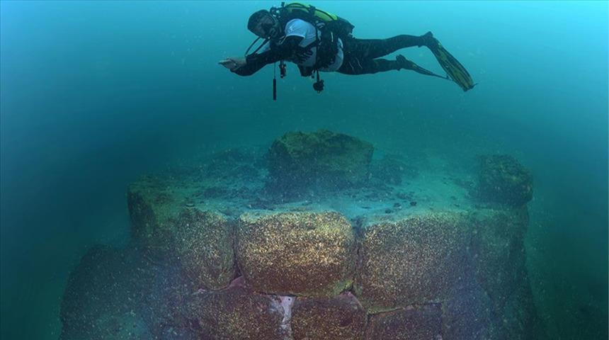 140.000 yıl öncesine ait! Denizin dibinden 'insanların atası' kalıntısı...