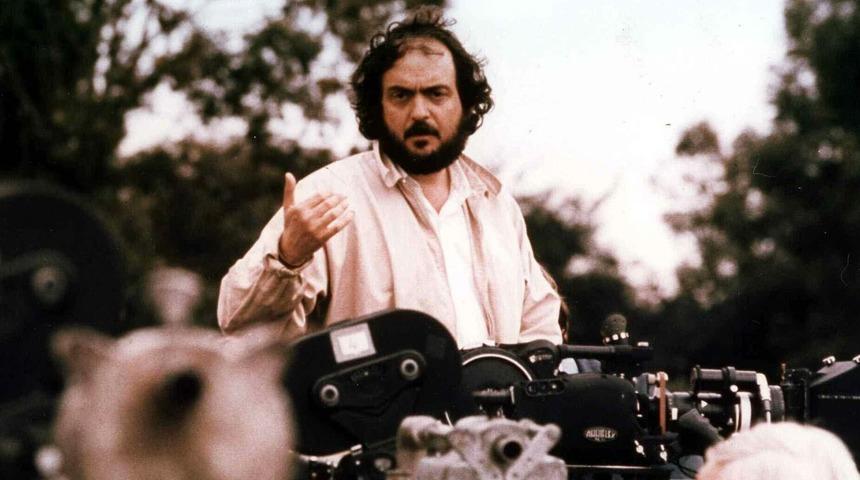 Hem konaklıyor hem filmlerini orada çekiyordu! Stanley Kubrick'in evi satışta