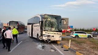 Isparta'da feci kaza! İki otobüs çarpıştı: 27 yaralı