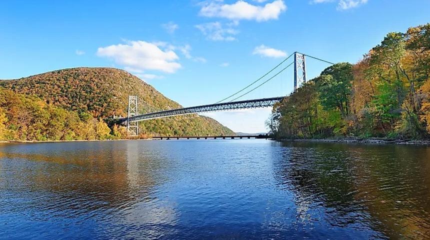 ABD'de kanalizasyon atığı taşıyan bot patladı: 1 kişi hayatını kaybetti