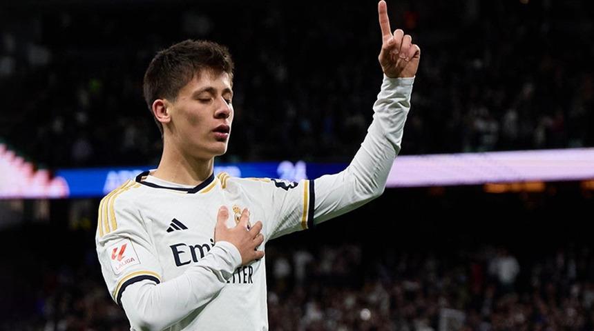 Real Madrid'de yeni dönem! Arda Güler'in hocası belli oldu: Efsane isim resmen duyuruldu