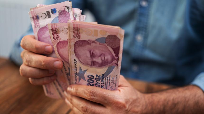 Asgari ücrete ara zam için oran verdi! 'Bu kadar bile olsa yükü hafifletir'