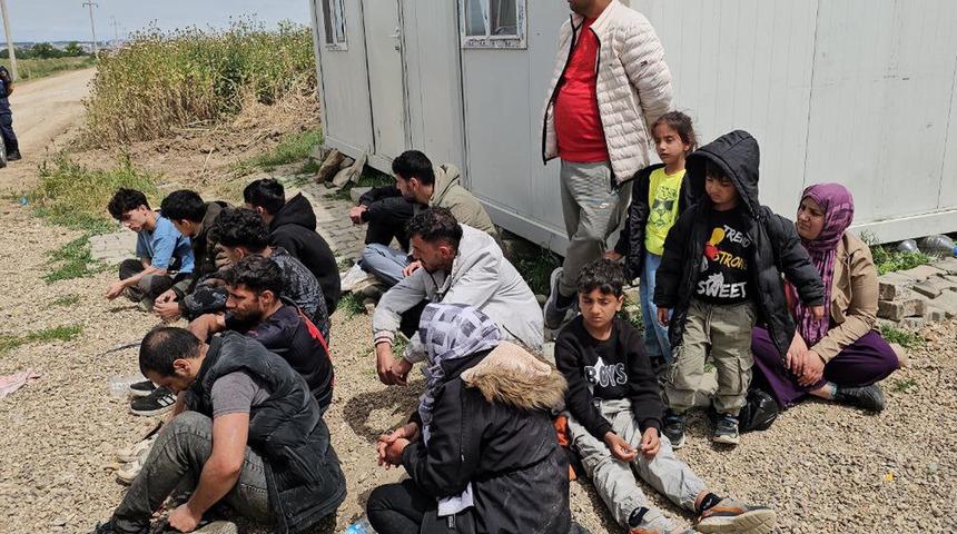 Türkiye'ye gönderildiler, Yunanistan'ın skandalını anlattılar: "4 gün boyunca aç kaldık"