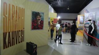 Ferdi Tayfur'un hayatı, Şanlıurfa'da açılan Sabahçı Kahvesi sergisinde anlatılıyor