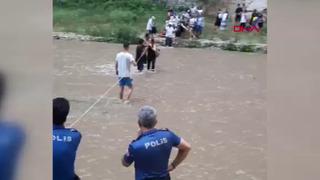 Kapıkaya Kanyonu'nda debi yükseldi! Vatandaşlar mahsur kaldı