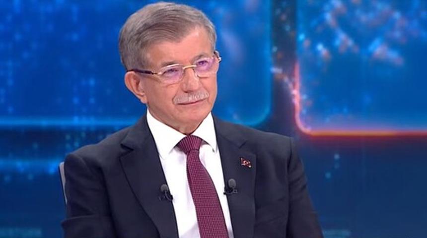 Ahmet Davutoğlu, "Keşke AK Parti beni kaybetmeseydi" dedi ve ekledi: "Şu anda yüzde 60'larda iktidarda olurdu"