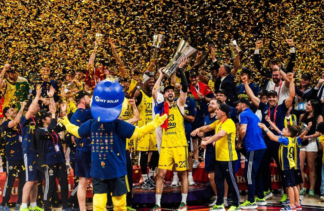 Tarihi başarı tarihi! Fenerbahçe Beko, Monaco yu devirerek EuroLeague i kazandı! 4