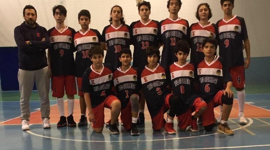 Diyarbakır TED Koleji&rsquo;nden &ccedil;ifte şampiyonluk