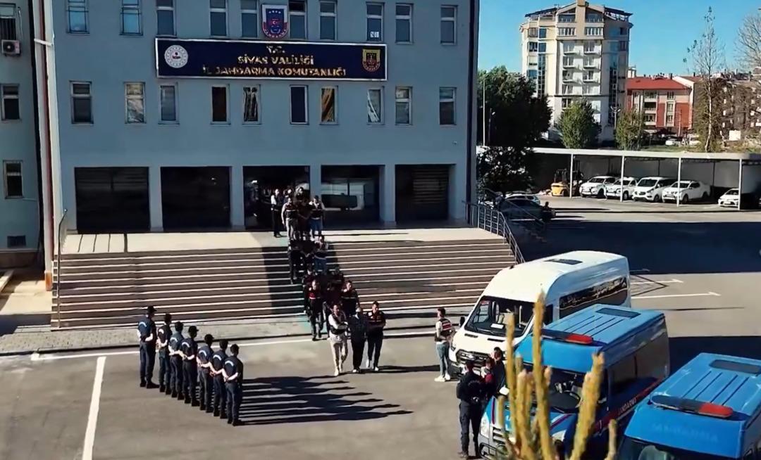 Sivas ve Hatay da iki ayrı organize suç örgütüne operasyon; 56 şüpheli yakalandı 2