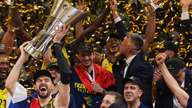 Fenerbahçe'nin zaferi Avrupa basınında: Jasikevicius göklerde, Guduric, Monaco'nun celladı oldu