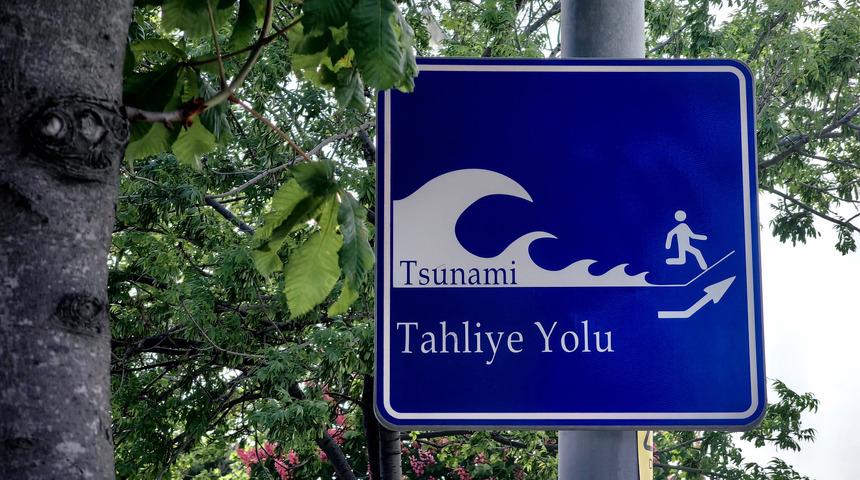 İstanbul'da tsunami olur mu? Uzmanlar ne diyor?