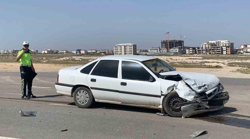 Karaman’da trafik kazası: 2 yaralı