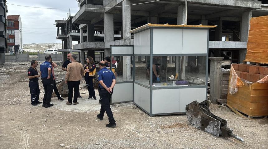Kütahya'da sır olay! İnşaat bekçisi kulübede ölü bulundu