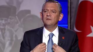 CHP lideri Özgür Özel'den canlı yayında dikkat çeken açıklamalar: Mansur Bey'e yedek aday' muamelesi yapmak doğru değil