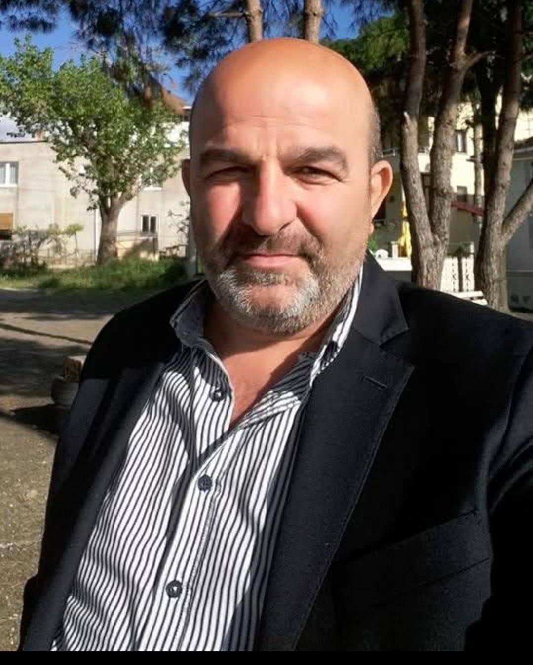 Emekli polis memurunun acı sonu! Otobüs durağında kendini başından vurdu 2