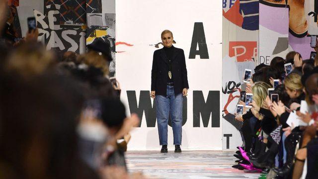 Paris Moda Haftası nda Dior dan 1960 ların feminizm dalgası 1