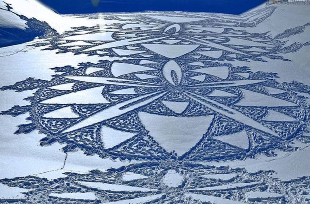 Kar ressamı Simon Beck&rsquo;ten kar &uuml;zerinde sanat eserleri