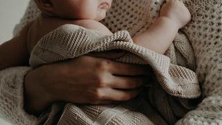 Anne sütü satışına Bakanlıktan müdahale geldi! Sosyal medyada sayfa açmışlardı, ihlal edene para cezası var...