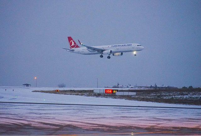 U&ccedil;aklara De-İcing işlemi yapılıyor 2