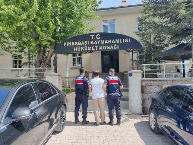 Kesinleşmiş cezası bulunan ihraç müdür yakalandı