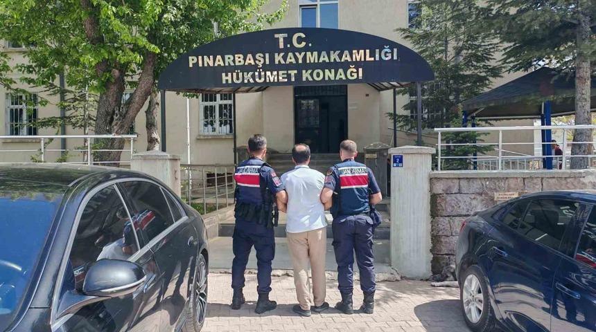 Kesinleşmiş cezası bulunan ihraç müdür yakalandı